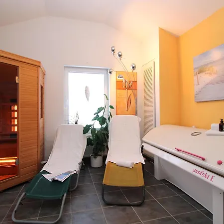 Droese, Haus 8 - 4 Apartment
