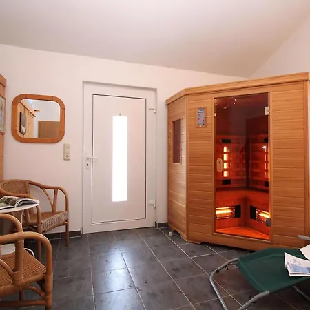 Droese, Haus 8 - 4 *